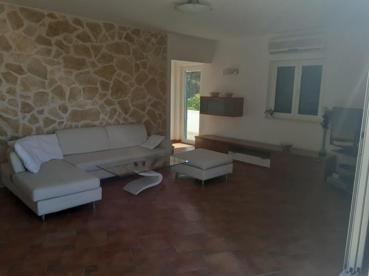 Apartments Ilicic Supetar Extérieur photo