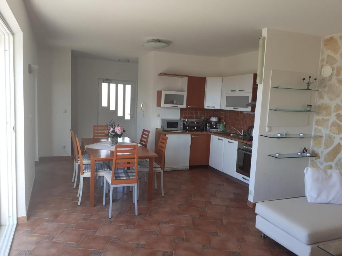 Apartments Ilicic Supetar Extérieur photo